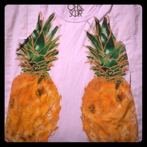 Chaser pineapple tank